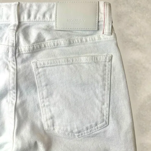 NWT Moussy Vintage ‘Buffalo’ Raw Cut Step Hem Skinny Jeans in White Size 24