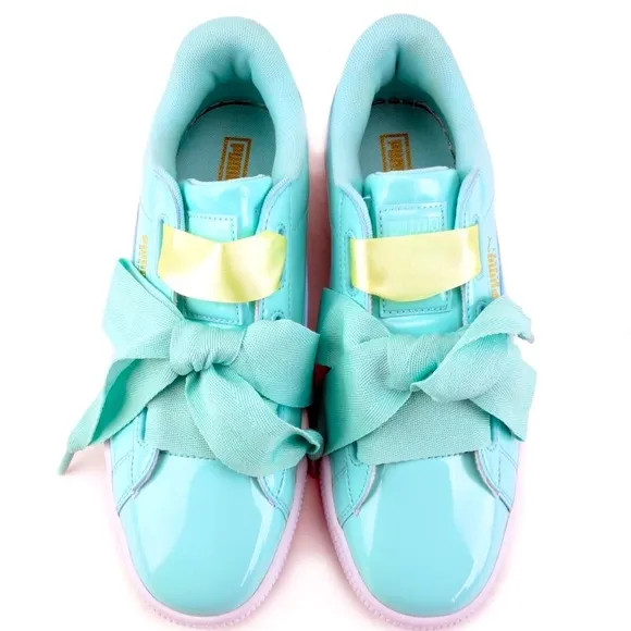 NWT Puma Basket Heart Patent Junior Trainers Shoes Aruba Blue Size 5C or 6.5W