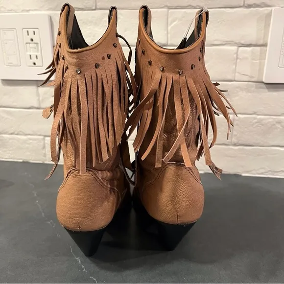 NWT Santa Fe Boot sz 8 tan leather fringed bling cowgirl boots