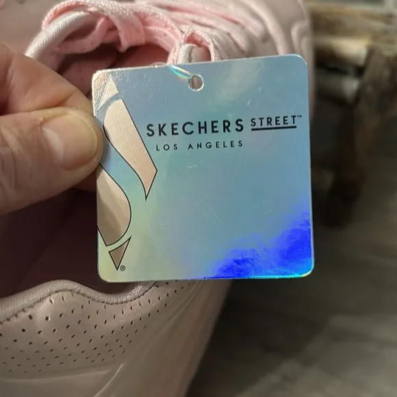 NWT Skechers GIRL'S SIZE 2 Street Uno Ice Prism Luxe Girls' Shoes NO BOX