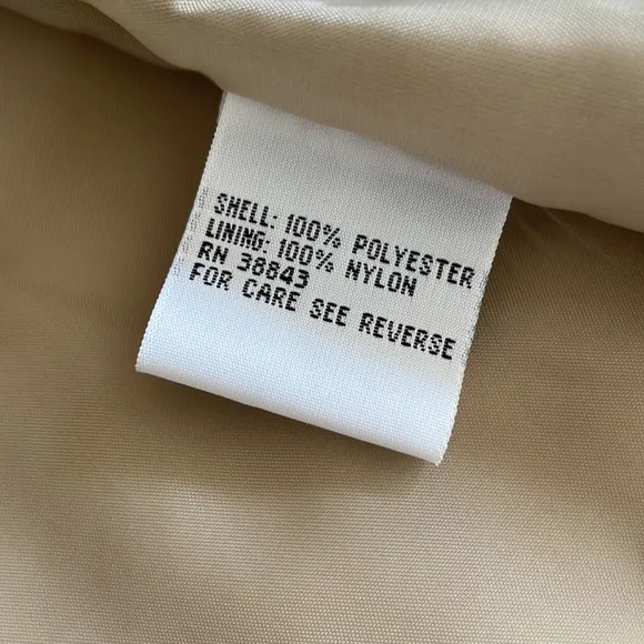 NWT Trench Coat Beige / Gold / Tan Size Large