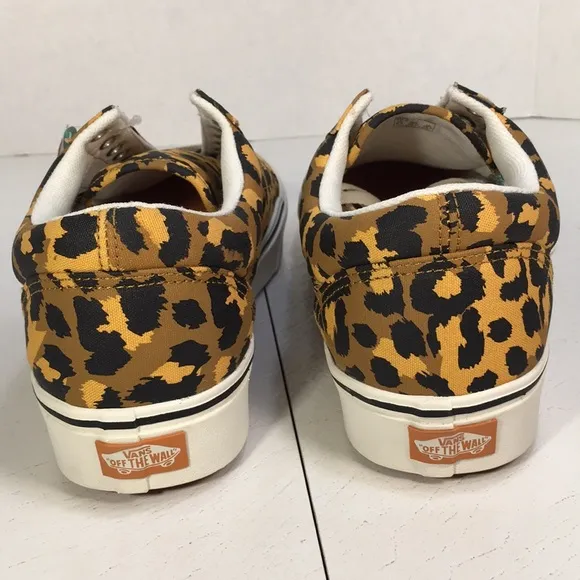 NWT Vans Old Skool Comfycush Skateboard Shoes Leopard Design Men’s 10