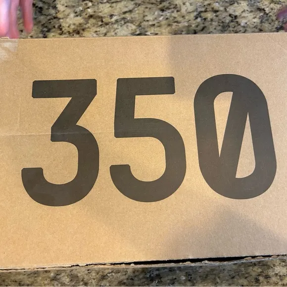 NWT Yeezy Boost 350 V2 “Light” Color Changing Shoes