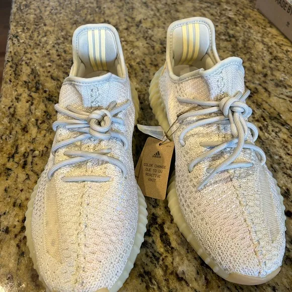 NWT Yeezy Boost 350 V2 “Light” Color Changing Shoes