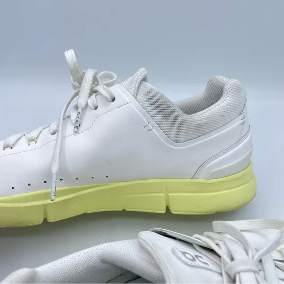 On Running The Roger Advantage Sneaker 11 White/Hay