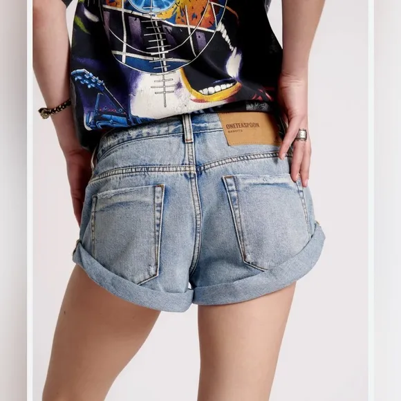 One Teaspoon women’s Hendrixe Bandit shorts, size 30. NWT
