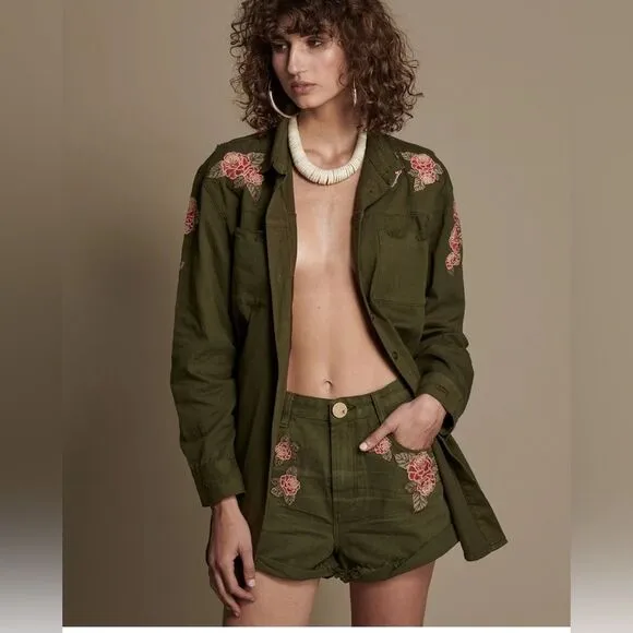 One Teaspoon Bandits Shorts Olive High Waist Floral Denim. 30. NWT