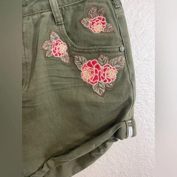 One Teaspoon Bandits Shorts Olive High Waist Floral Denim. 30. NWT