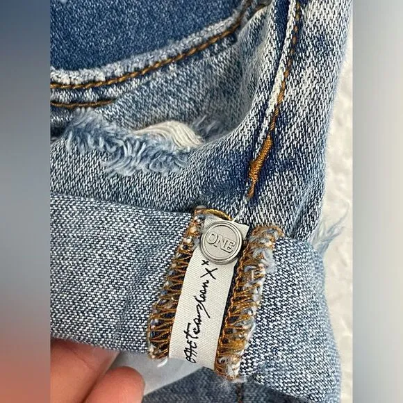 One Teaspoon women’s Hendrixe Bandit shorts, size 30. NWT