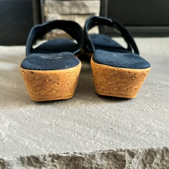 Onex Women’s Size 11 Sail Navy Blue Criss Cross Leather Strap Sandals