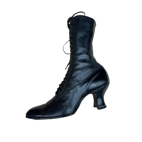 Original Vintage 1910s-1920s Black Lace Up Louis Heel Boots | Approx Sz 6-6.5