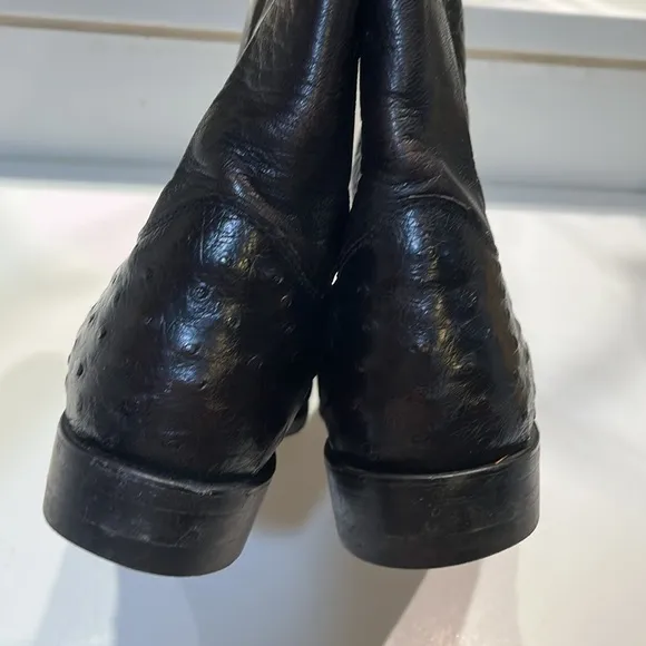 Ostrich Dark Brown Justin Leather Cowboy Boots.  Size 8D