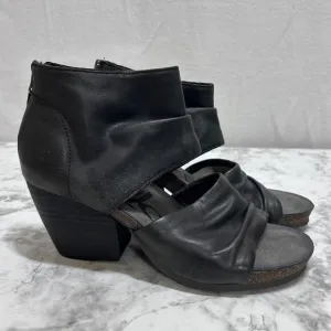 OTBT Patchouli Black Leather Bootie Sandals 8M Distressed Memory Foam Boho Indie