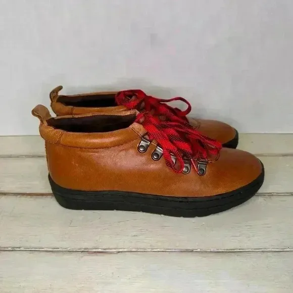 OTBT Women's Green Lake Fashion Havana Boot Brown Leather Platform Bootie Sz 7
