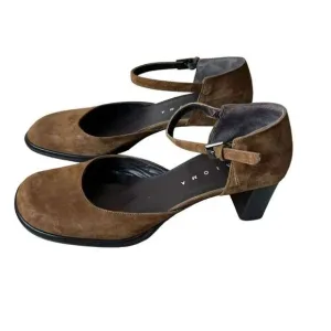 Paloma Round Square Suede Toe Chunky Heels Mary Jane Shoes feature leather 7.5