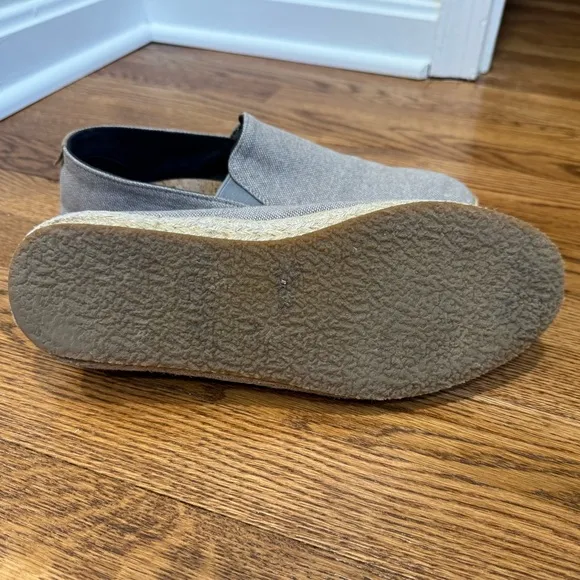 Patara Men's size 10 Gray/Tan Slip-On Shoes, woven fabric, braided Hemp