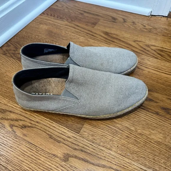 Patara Men's size 10 Gray/Tan Slip-On Shoes, woven fabric, braided Hemp