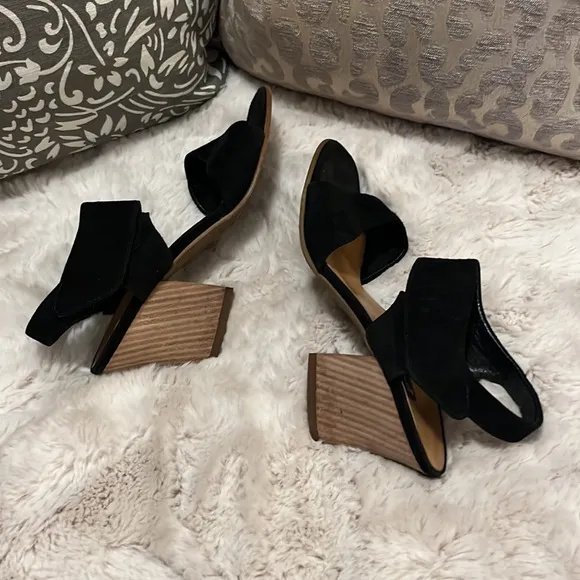Paul Green High Quality Black Suede Velcro Wood Heel Sandal Shoes Sz 7
