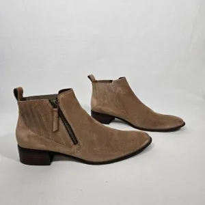 PAUL GREEN Old Money Elevated Basic TAN Suede Leather Chelsea Booties Size 10.5.