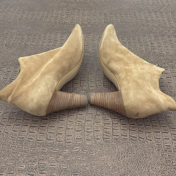 Paul Green Taupe Suede Open Toe Heeled Booties Ankle Boots Zip Peep Toe size 7.5