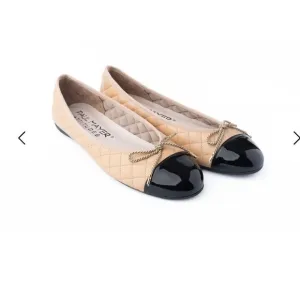 PAUL MAYER Womens's Size 10 Black/Tan Quilted Quilted Ballet Flat Preppy Cottage
