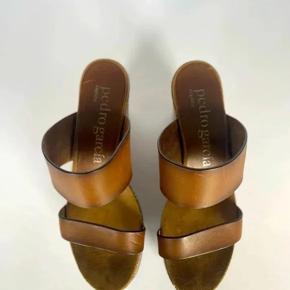 Pedro Garcia Brown Leather wedge platform sandals. US size 7.   (37.5 EU)