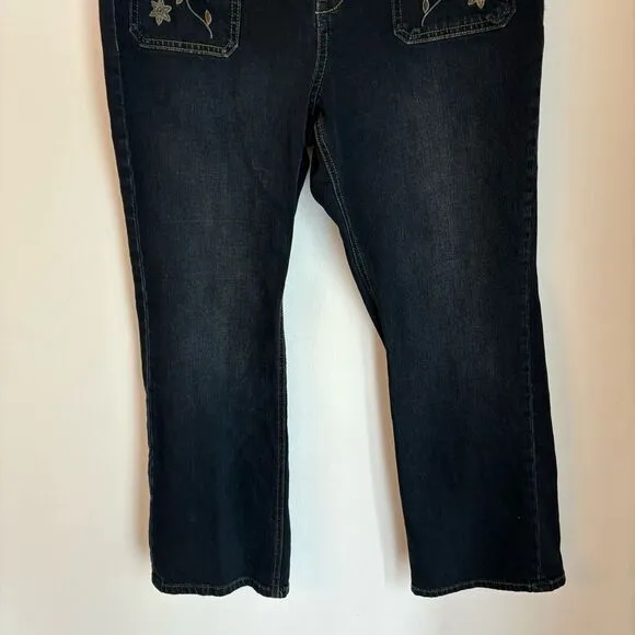 Pilcro Yaya Crop Flare Embroidered Jeans Anthropologie Women boho flower size 30