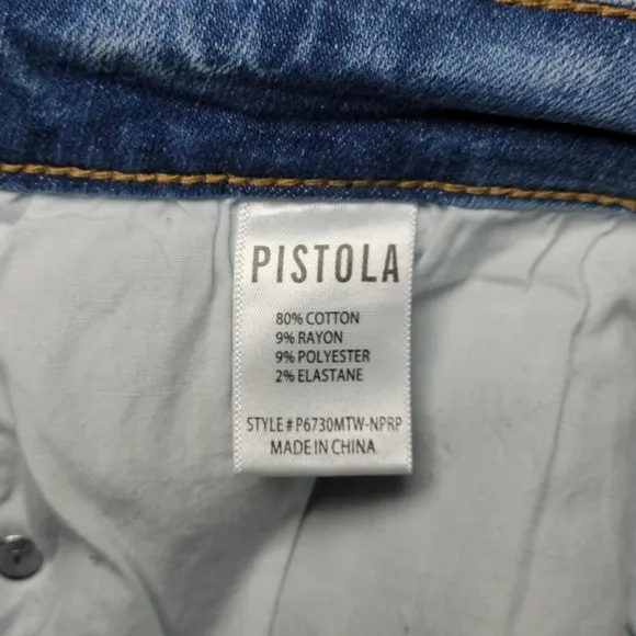Pistola Arielle Skinny Cropped Scissor Cut Hem Light Wash Jeans Size 31