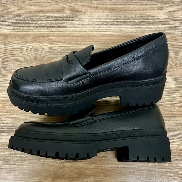 Portland Leather New ZOE CHUNKY LOAFER | Size 9 | Black