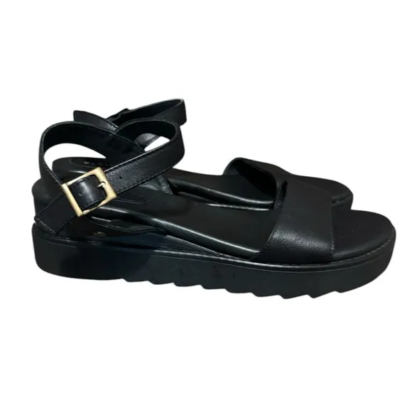 Portland Leather Patina Soho Strappy Sandals boho 90’s chunky classic minimalist