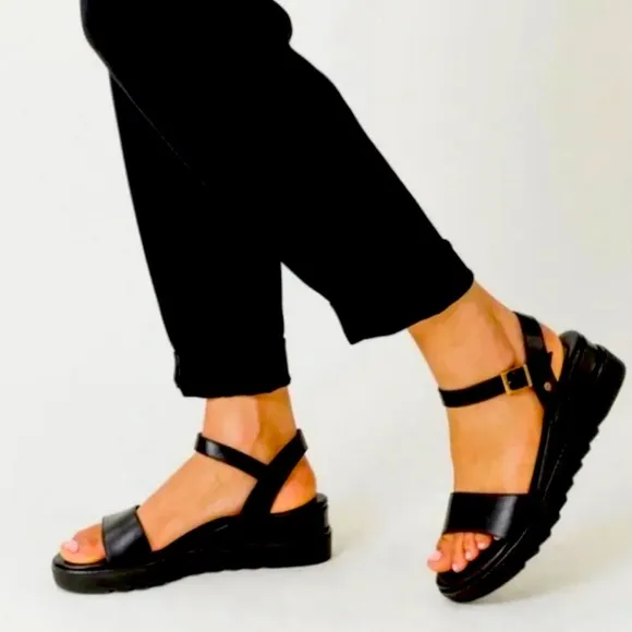Portland Leather Patina Soho Strappy Sandals boho 90’s chunky classic minimalist