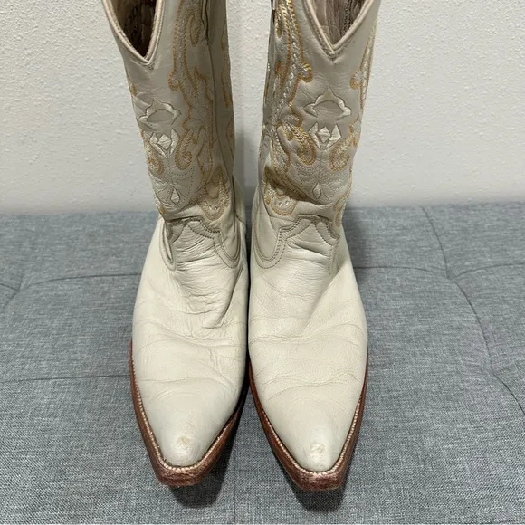 Potrero Vintage Cream Western Boots