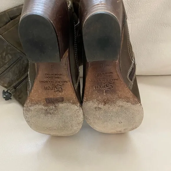 Pre well loved Siren by Mark Nason boots SZ10. Beautiful brown leather. Italy