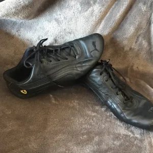 Puma Ferrari racing shoes classic