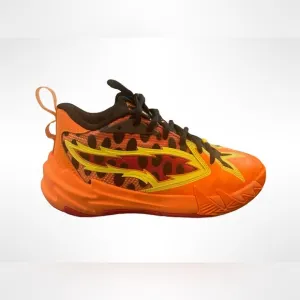 Puma flaming hot Cheetos basketball shoes. Men’s 4.5 women’s 6.5.