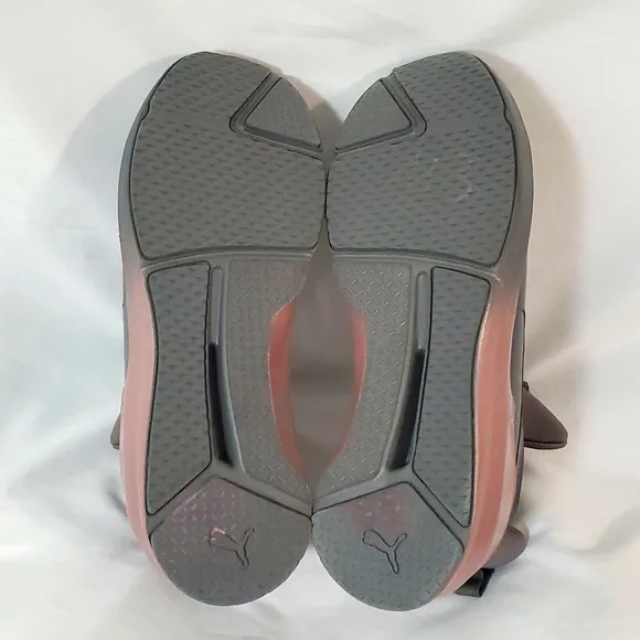 Puma Kylie Fierce Chalet Casual Sneakers Gray Pink Althletic Street Shoes 7.5