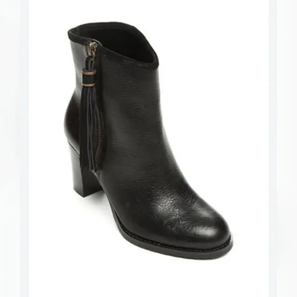 Ralph Lauren black leather ankle zip-up Heeled Boots with Tassels 10B EUC Vtg