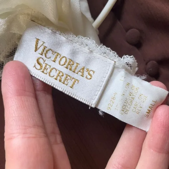 RARE Vintage maxi Victoria’s Secret night gown ivory off white sequins lace