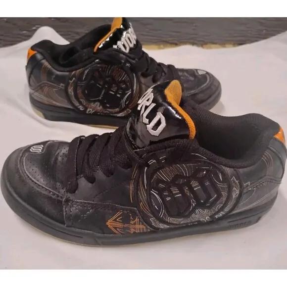 RARE Y2K World Wrld Industries Vandal 2 Orange Black Skateboard Shoes F206449