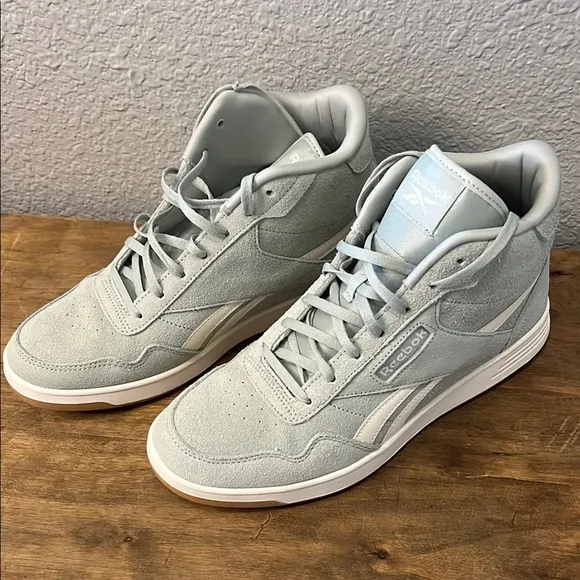 Reebok Women’s Baby Blue High-Top Sneakers size 10