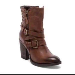 Revolve Steve Madden Raleigh tall distressed buckled heeled boots US 9.5 cognac