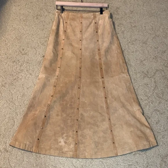 Rods camel tan suede studded maxi aline leather skirt size 8 vintage western