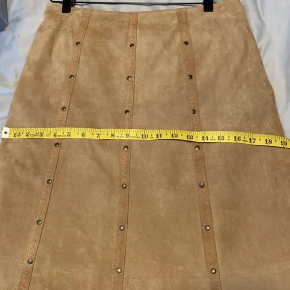 Rods camel tan suede studded maxi aline leather skirt size 8 vintage western