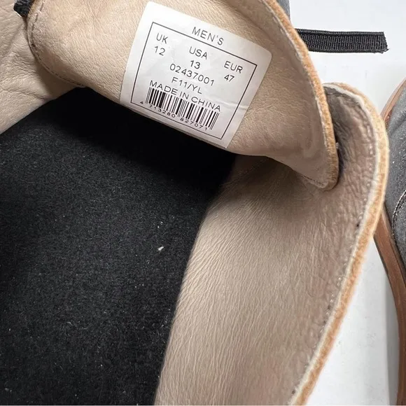 ROYAL ELASTICS Men’s Size 13 US Distressed Leather Slip On Casual Work Shoes