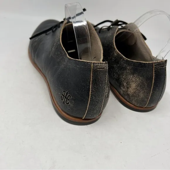ROYAL ELASTICS Men’s Size 13 US Distressed Leather Slip On Casual Work Shoes