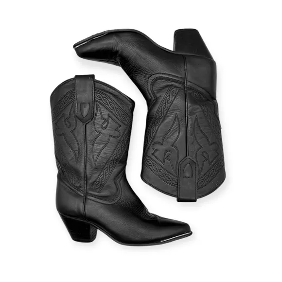 ☀️SALE☀️ Vintage Oak Tree Farms Black Tooled Leather Western Boots Size: 7