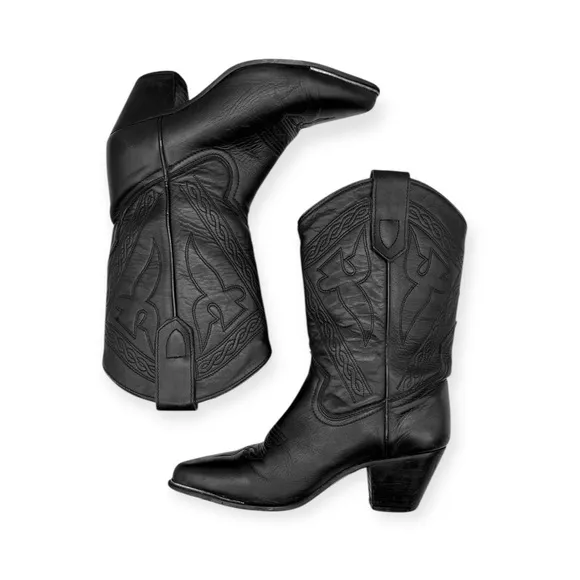 ☀️SALE☀️ Vintage Oak Tree Farms Black Tooled Leather Western Boots Size: 7