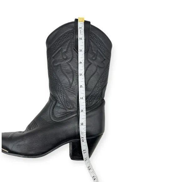 ☀️SALE☀️ Vintage Oak Tree Farms Black Tooled Leather Western Boots Size: 7