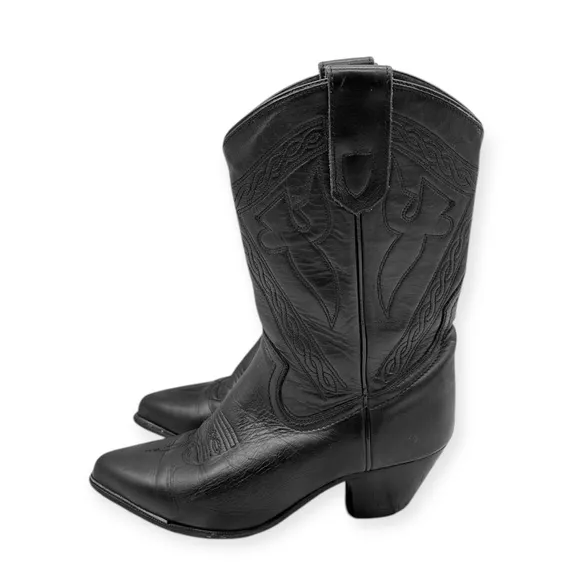 ☀️SALE☀️ Vintage Oak Tree Farms Black Tooled Leather Western Boots Size: 7