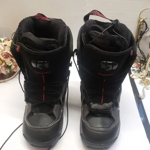 Salomon Ivy Snowboard Custom Fit Sport Black &amp; Pink Snowboard Boots size 6